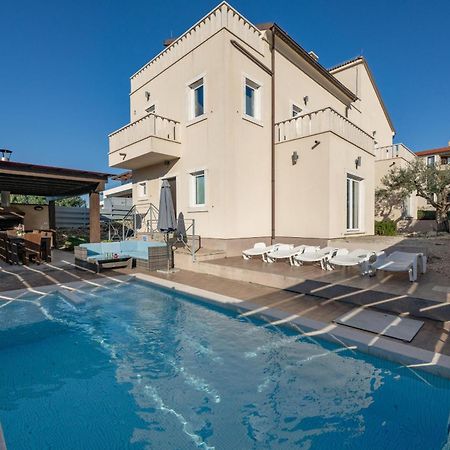 Villa CASTAGNA holiday home Premantura Exterior foto